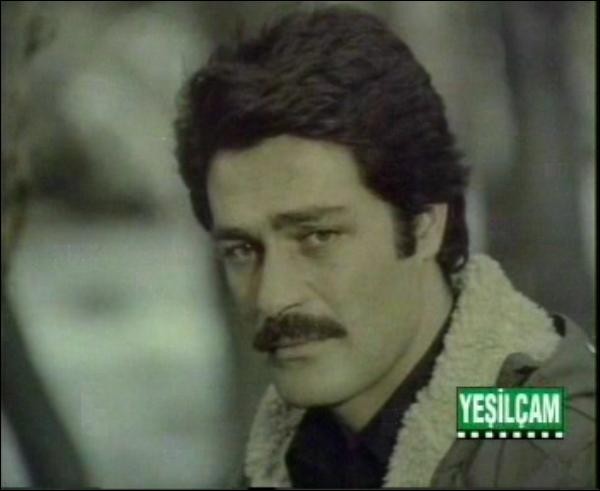 Kadir İnanır Fotoğrafı