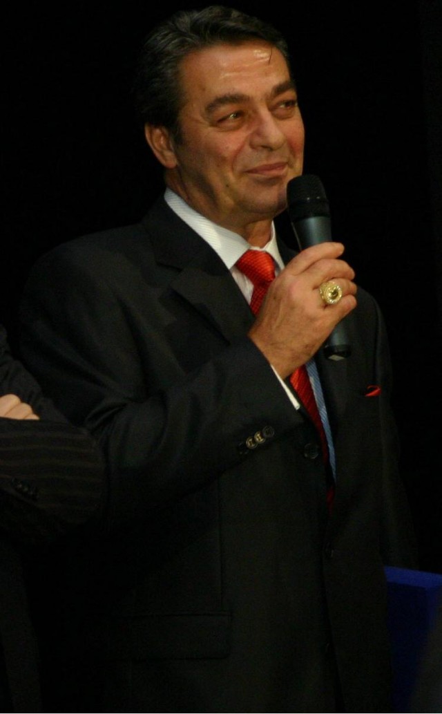 Kadir İnanır Fotoğrafı