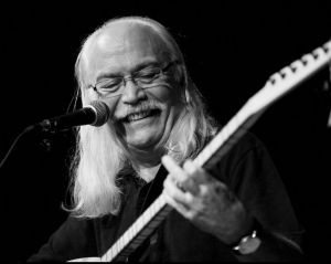 Cahit Berkay fotoğrafı