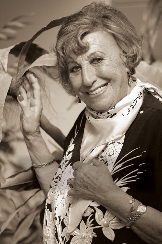 Müzeyyen Senar fotoğrafı