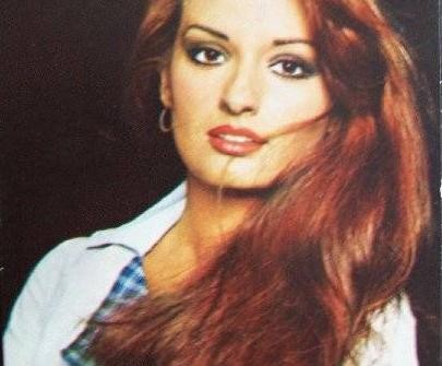 Müjde Ar Fotoğrafı