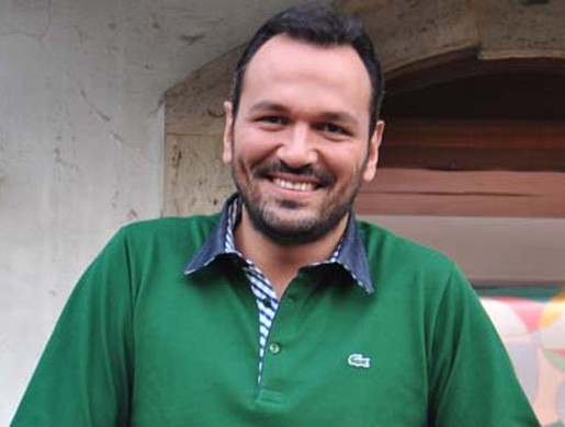 Ali Sunal Fotoğrafı