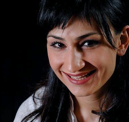 Devin Özgür Çınar Fotoğrafı