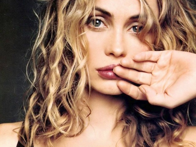 Emmanuelle Béart Fotoğrafı