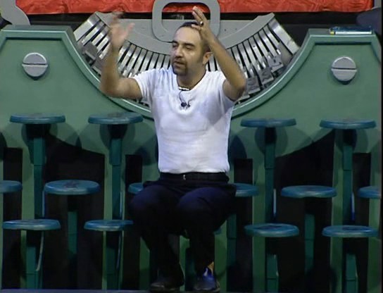 Yılmaz Erdoğan fotoğrafı