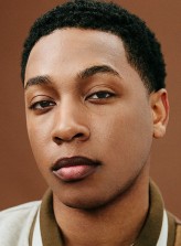 Jacob Latimore fotoğrafı