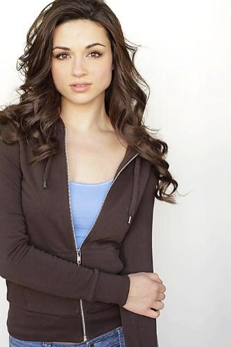 Crystal Reed Fotoğrafı