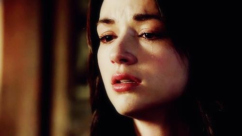 Crystal Reed Fotoğrafı