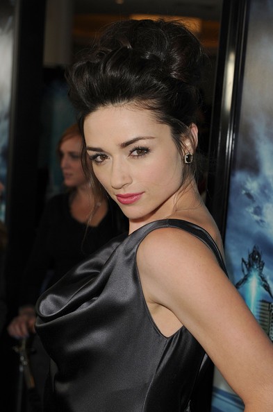 Crystal Reed Fotoğrafı