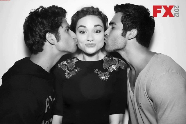 Crystal Reed Fotoğrafı