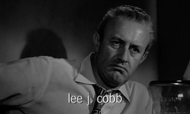 Lee J. Cobb fotoğrafı