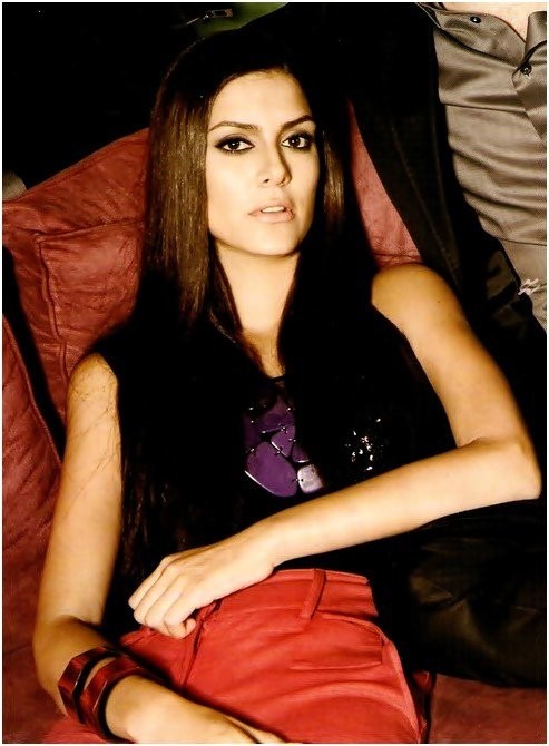 Bergüzar Korel Fotoğrafı