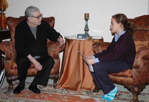 Turgut Özakman Fotoğrafı