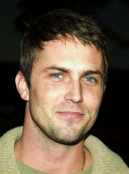 Desmond Harrington fotoğrafı