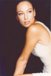 Aya Sumika fotoğrafı