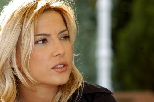 Şebnem Dönmez fotoğrafı