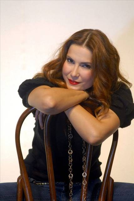 Şebnem Dönmez Fotoğrafı