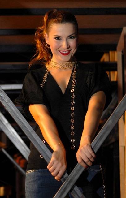 Şebnem Dönmez Fotoğrafı