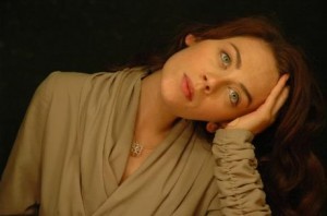 Demet Evgar Fotoğrafı