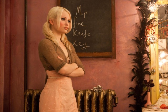 Emily Browning Fotoğrafı