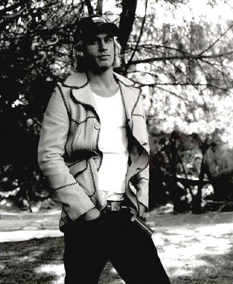 Charlie Hunnam Fotoğrafı