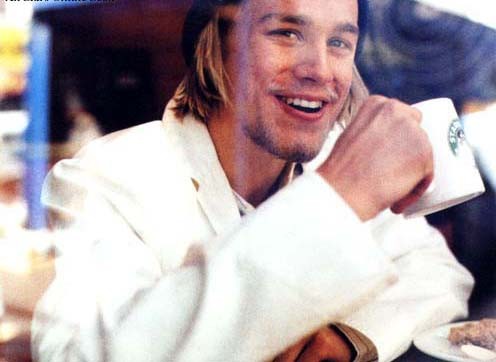 Charlie Hunnam Fotoğrafı