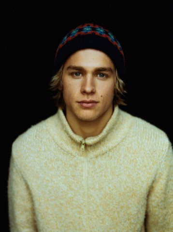 Charlie Hunnam Fotoğrafı