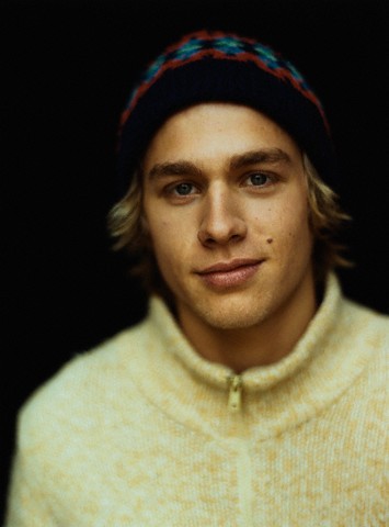 Charlie Hunnam Fotoğrafı