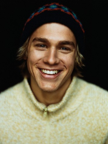 Charlie Hunnam Fotoğrafı