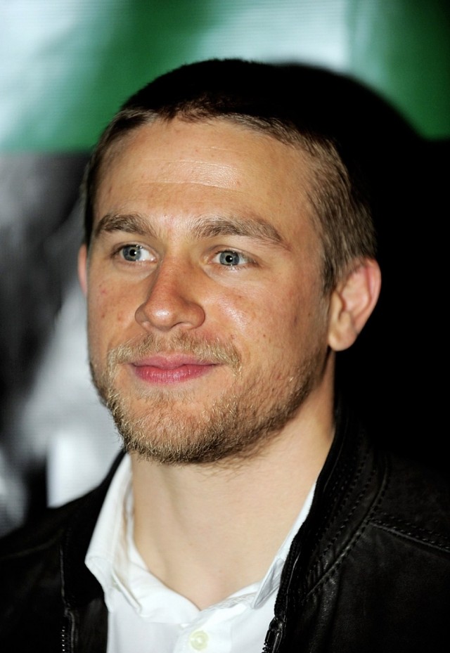 Charlie Hunnam Fotoğrafı