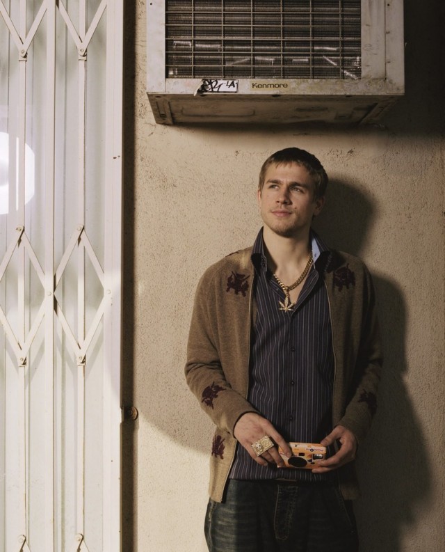 Charlie Hunnam Fotoğrafı