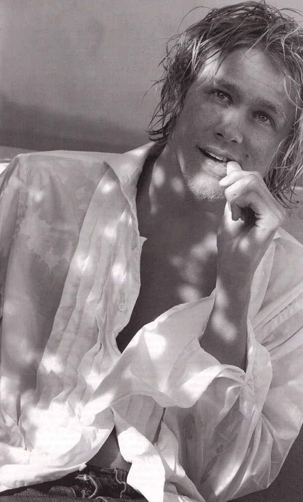 Charlie Hunnam Fotoğrafı