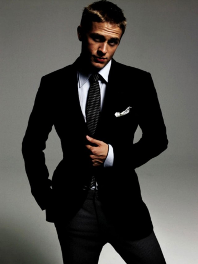 Charlie Hunnam Fotoğrafı