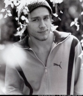 Charlie Hunnam Fotoğrafı