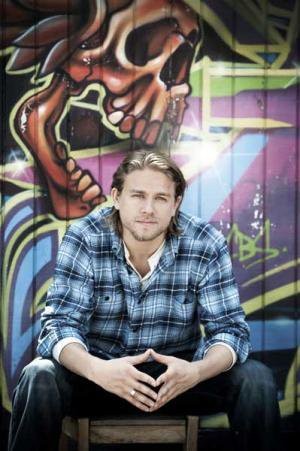 Charlie Hunnam Fotoğrafı