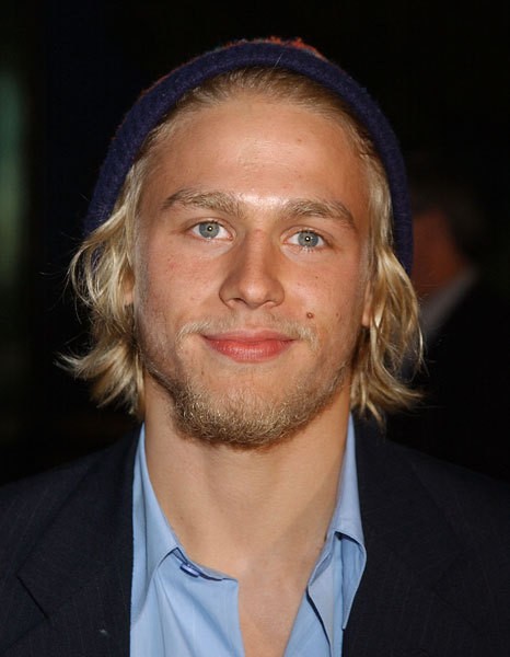 Charlie Hunnam Fotoğrafı