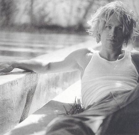 Charlie Hunnam Fotoğrafı