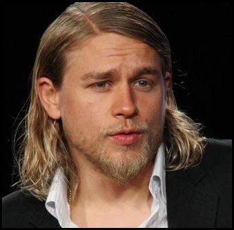 Charlie Hunnam Fotoğrafı
