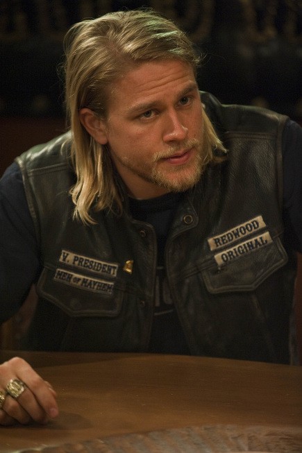 Charlie Hunnam Fotoğrafı