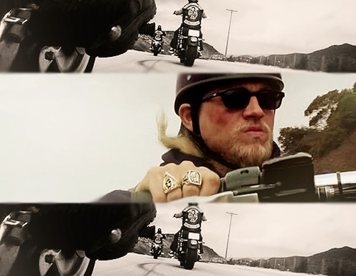 Charlie Hunnam Fotoğrafı