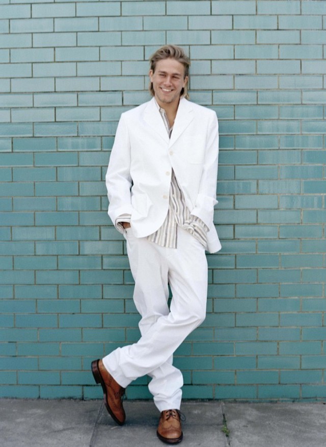 Charlie Hunnam Fotoğrafı