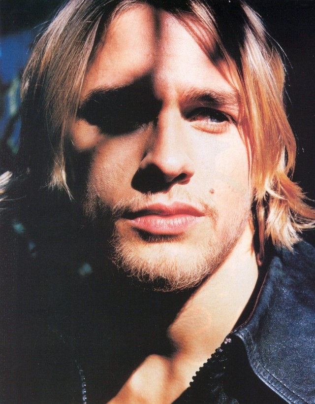 Charlie Hunnam Fotoğrafı