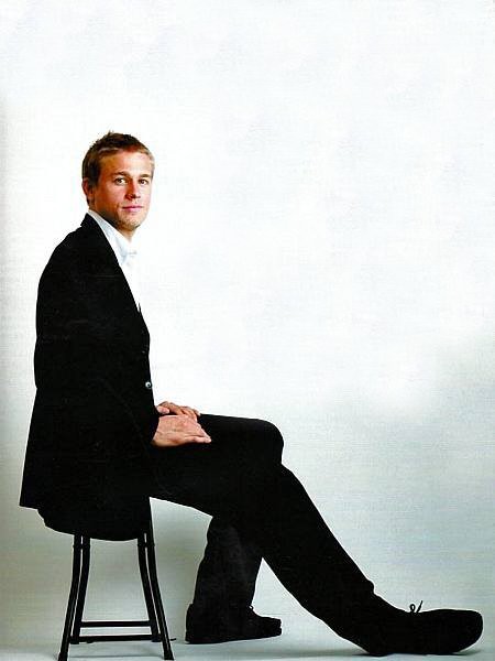 Charlie Hunnam Fotoğrafı