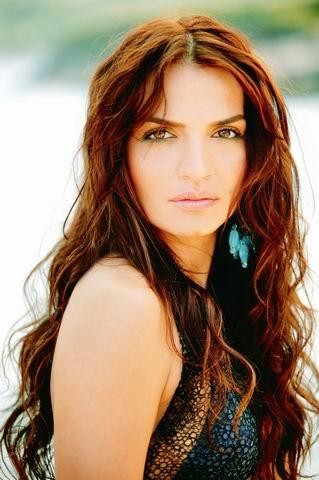 Ebru Akel Fotoğrafı