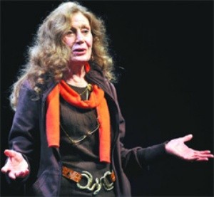 Yıldız Kenter Fotoğrafı