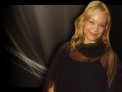 Alexandra Holden Fotoğrafı