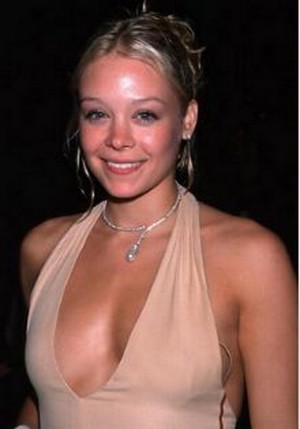 Alexandra Holden Fotoğrafı