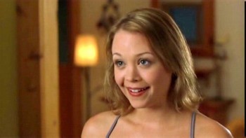 Alexandra Holden Fotoğrafı