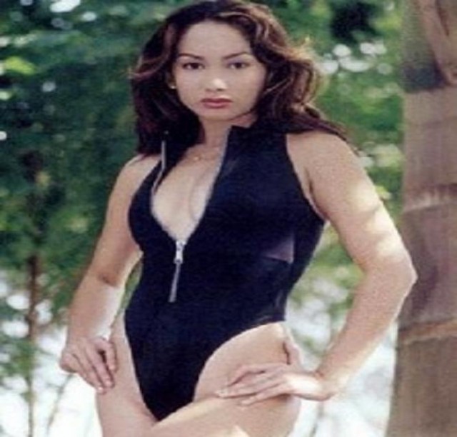 Ina Raymundo fotoğrafı