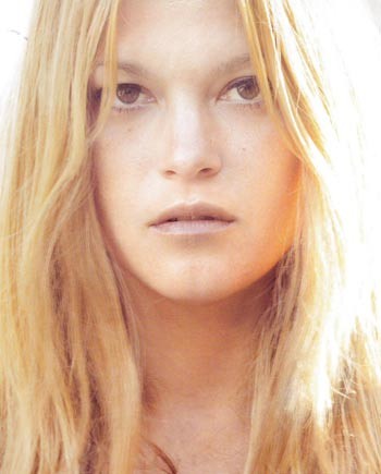 Nicki Aycox Fotoğrafı